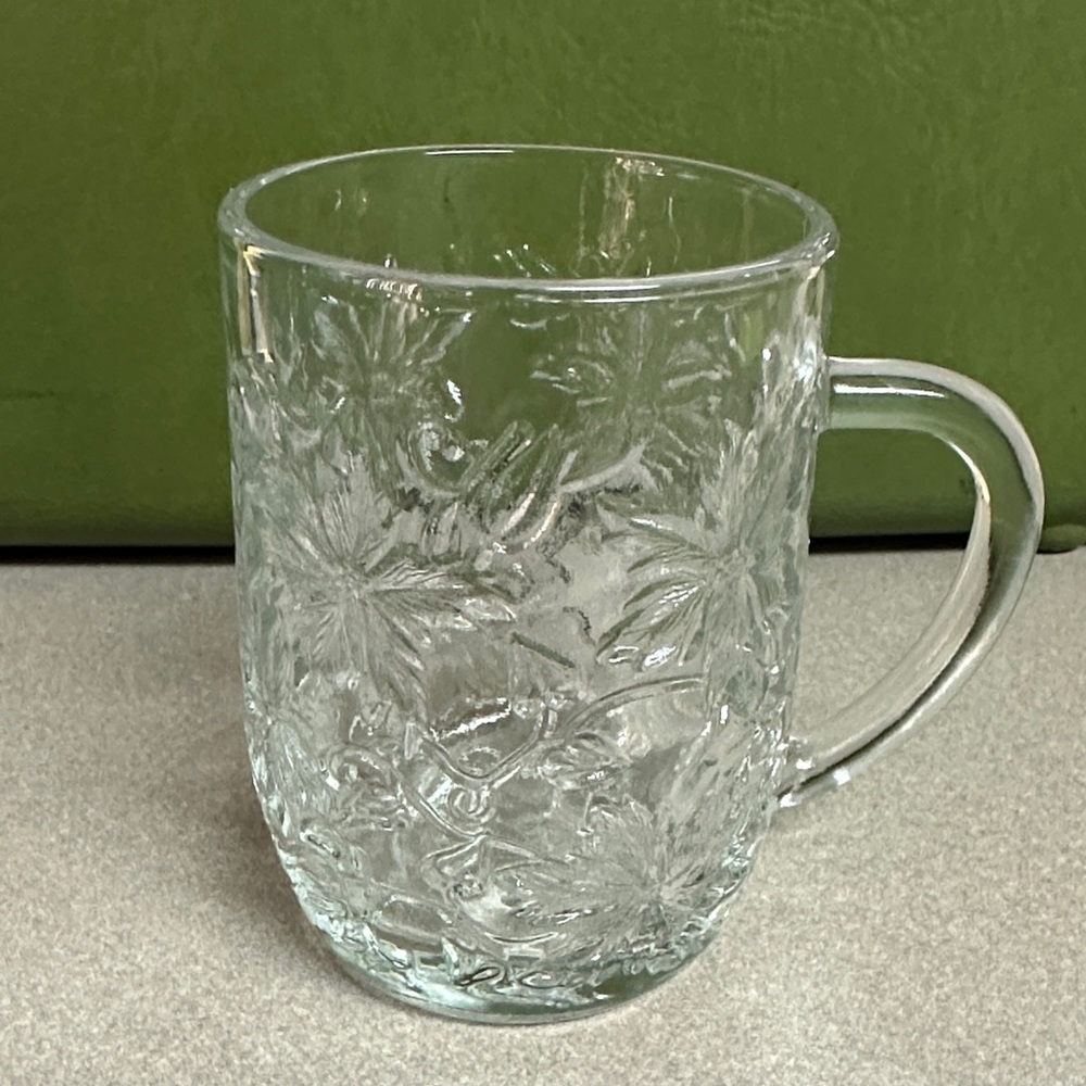 Princess House Clear Glass Leaf Mugs - Picture 6 of 11
